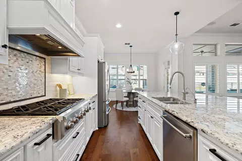 Kitchen - 205 Waterside Dr, Argyle, TX 76226 photo 4 of 6
