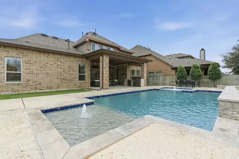 Exterior - 205 Waterside Dr, Argyle, TX 76226 photo 1 of 7