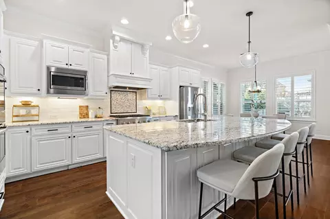 Kitchen - 205 Waterside Dr, Argyle, TX 76226 photo 2 of 6