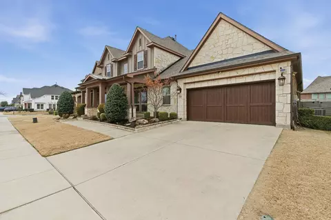 Exterior - 205 Waterside Dr, Argyle, TX 76226 photo 5 of 7