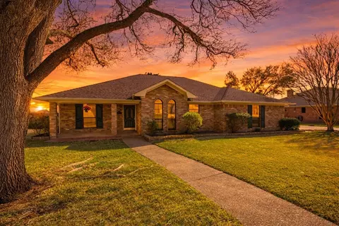 1216 Dendron Dr, Hewitt, TX 76643