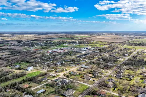215 N 4th St, Celeste, TX 75423 photo 7