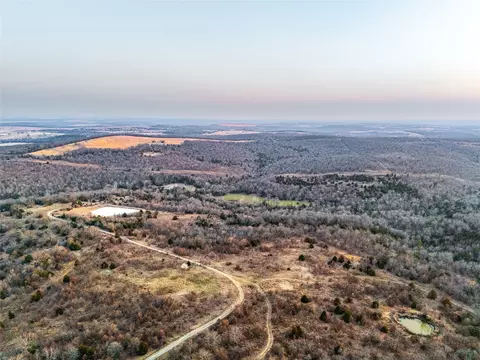 8507 Oak Ridge Dr, Stuart, OK 74570 photo 3
