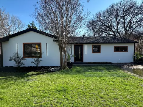 3324 E 15th St, Plano, TX 75074