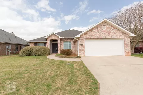 146 Riverbrooke Dr, Shreveport, LA 71115