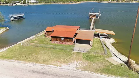 4513 Chapel Rd, Graham, TX 76450