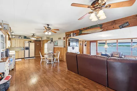 4513 Chapel Rd, Graham, TX 76450
