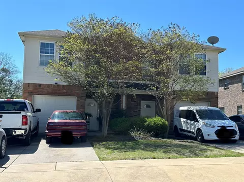 701 Parkplace Rdg, Princeton, TX 75407