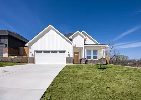 5200 Helmick Ave, Fort Worth, TX 76107