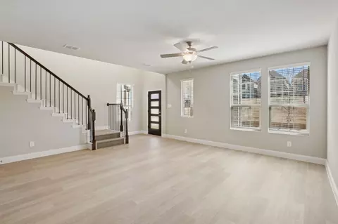 Living - 2773 Kobuk Dr, Corinth, TX 76210 photo 5 of 7