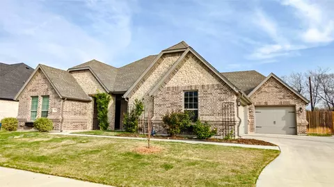 1124 Rocky Springs Trl, Haslet, TX 76052