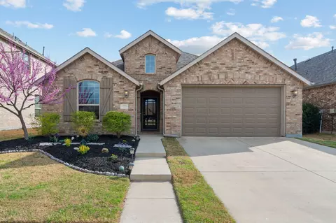 1821 Waxwing Trl, Argyle, TX 76226