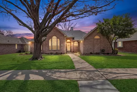 2214 Saint Albens Pl, Garland, TX 75040