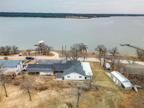 170 Cherokee Trl, Nocona, TX 76255