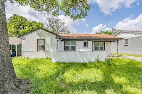10455 Allegheny Dr, Dallas, TX 75229