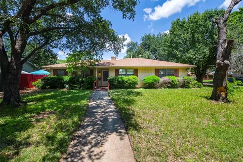 437 Summit Dr, Richardson, TX 75081