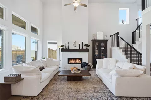 4111 Olmsted Dr, Rockwall, TX 75032
