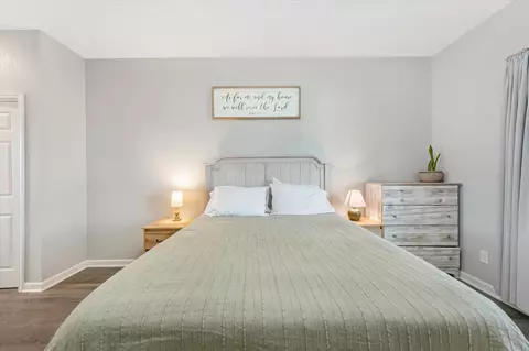 Bedroom - 102 E Willow St, Sanger, TX 76266 photo 3 of 6