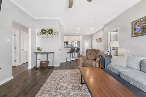 Living - 102 E Willow St, Sanger, TX 76266 photo 2 of 3