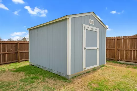 Other - 102 E Willow St, Sanger, TX 76266 photo 6 of 6