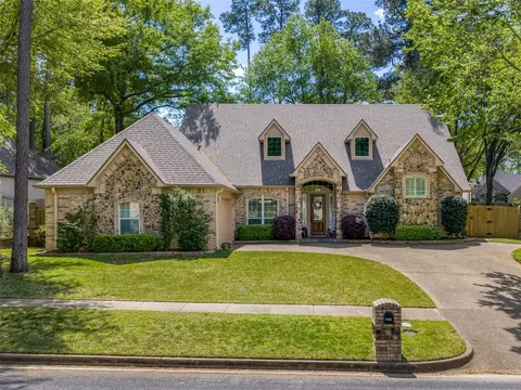 1137 Ashwood Dr, Tyler, TX 75703