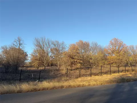 284 Cozy Cove Ct, Chico, TX 76431