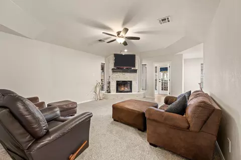 139 Runaway Bay Dr, Runaway Bay, TX 76426