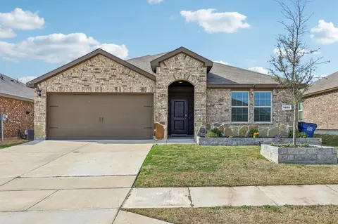 4028 Black Canyon Dr, Forney, TX 75126