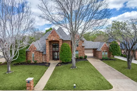 910 Saddlebrook Dr, Colleyville, TX 76034