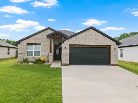 103 St James, Mount Pleasant, TX 75455
