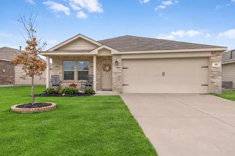 452 Falling Star Dr, Haslet, TX 76052