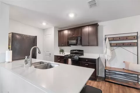 Kitchen - 452 Falling Star Dr, Haslet, TX 76052 photo 2 of 2