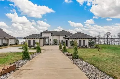 5793 Cross Lake Point Dr, Shreveport, LA 71107
