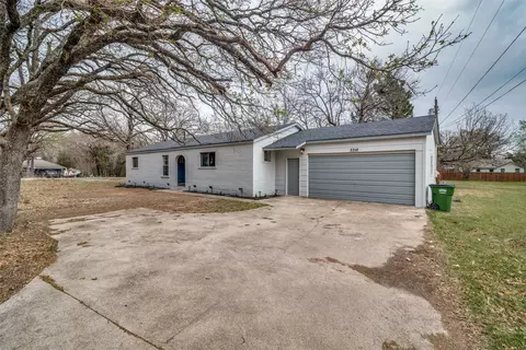 5316 Wild Oak Rd, Balch Springs, TX 75180