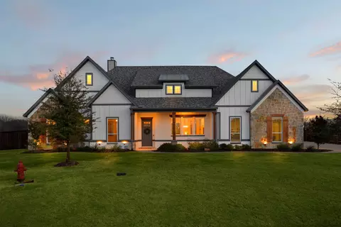 520 Fox Hill Ct, Waxahachie, TX 75167
