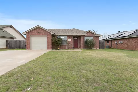 608 Mesquite Dr, Rio Vista, TX 76093