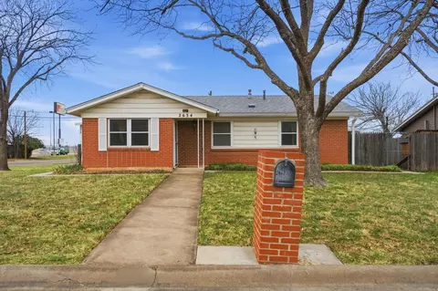 2634 Robertson Dr, Abilene, TX 79606