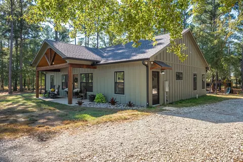 210 Private Road 5808, Grand Saline, TX 75140