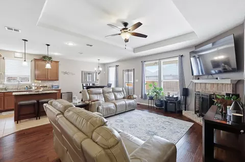 409 Mariscal Pl, Fort Worth, TX 76131