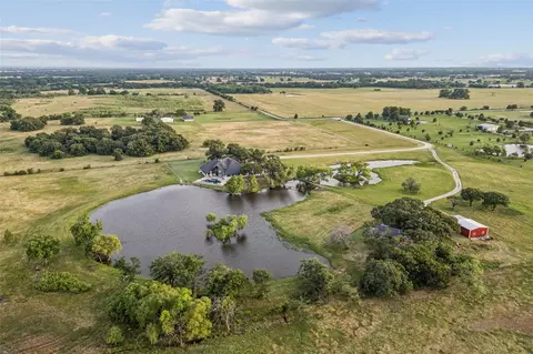 12877 Foutch Rd, Pilot Point, TX 76258