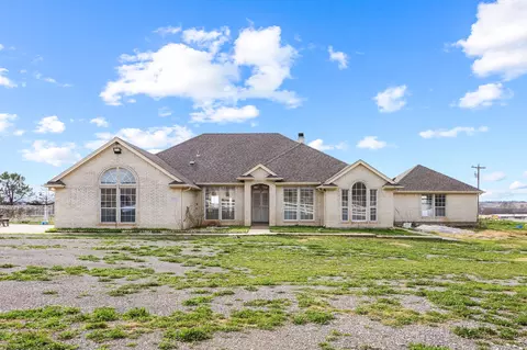 2933 Alliance Trl, Haslet, TX 76052
