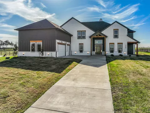 308 Ryker Ln, Gunter, TX 75058