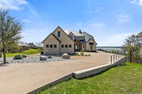 1232 Overlook Ct, Whitney, TX 76692