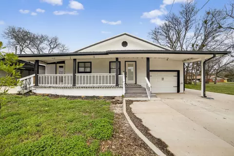 204 Dewitt St, Alba, TX 75410