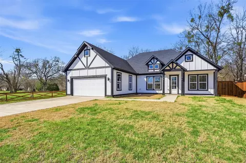 1110 Norris St, Commerce, TX 75428