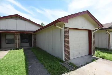 8910-8912 Greenmound Ave, Dallas, TX 75227