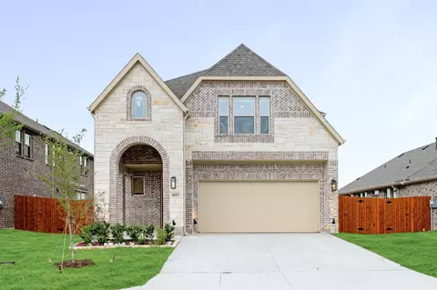 1013 River Oaks Dr, Godley, TX 76044