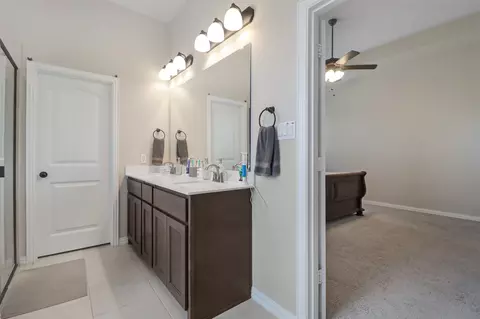 Entry Way - 189 Chester Rd, Springtown, TX 76082 photo 3 of 3