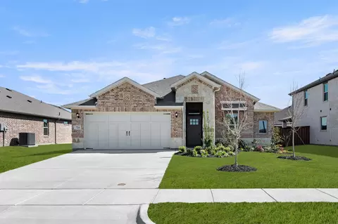 724 Scarlet Sage Dr, Waxahachie, TX 75165