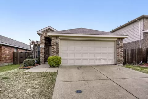 4010 Ridgetop Dr, Heartland, TX 75126